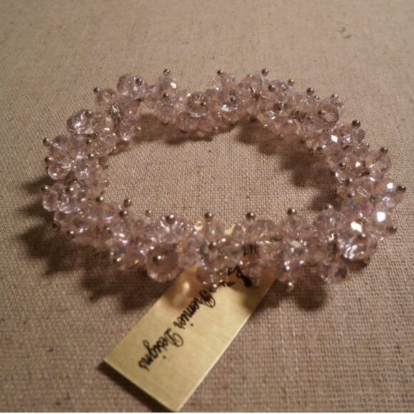 PETALS Retired Premier Designs Stretch Bracelet - Picture 1 of 2